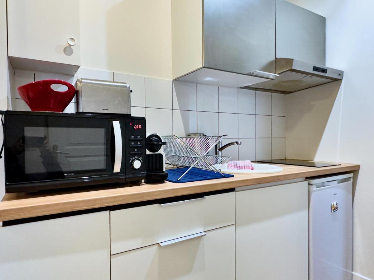 Charming Studio Next To The Eiffel Tower Parigi